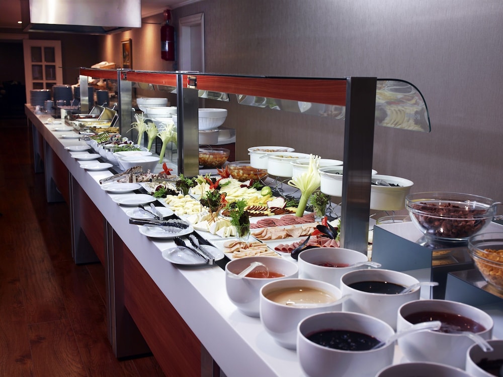 Euro Park Hotel - Image 26