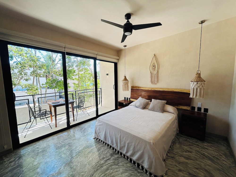 Pool with Private Balcony Studio S13