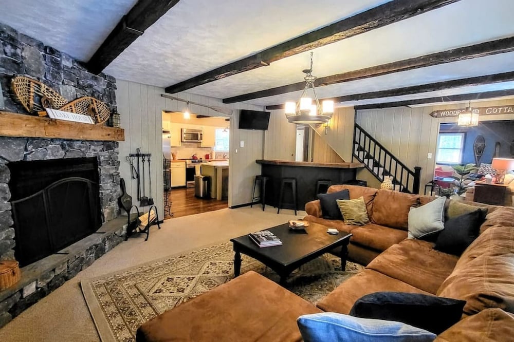 Double Diamond Lodge by Avantstay Group Escape w Firepit Patio Activities