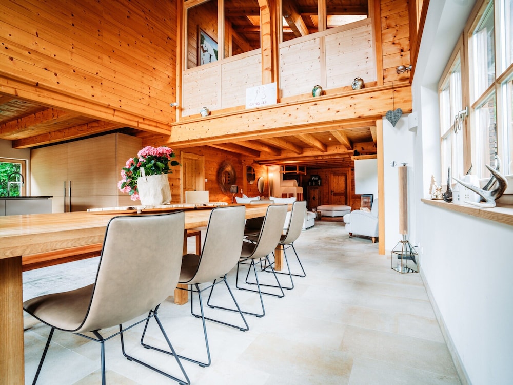 Hideway Chalet Gamsgluck With Pool and Sauna