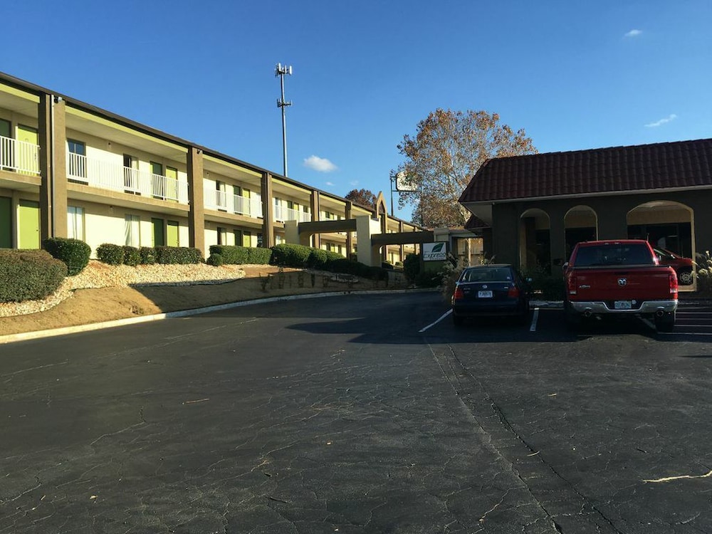 Motel 6 Stockbridge, GA – Hwy 138 W