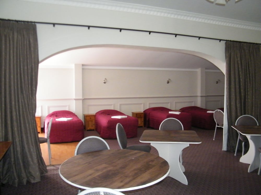 Colonial City Motel and Conference Centre