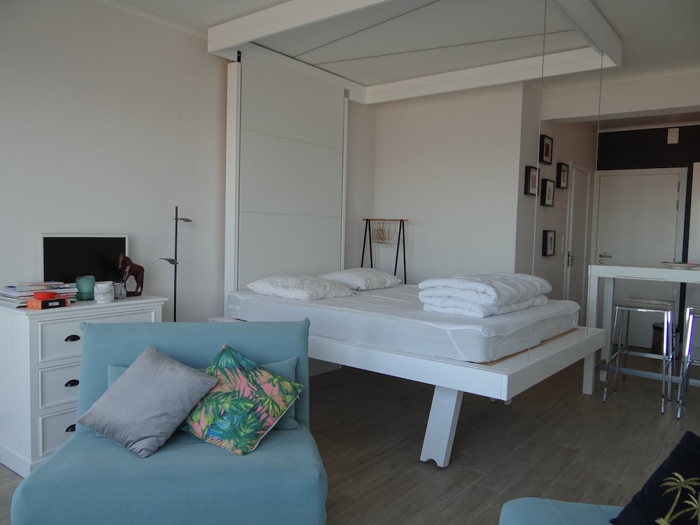 Studio in Nieuwpoort With Stunning Sea View