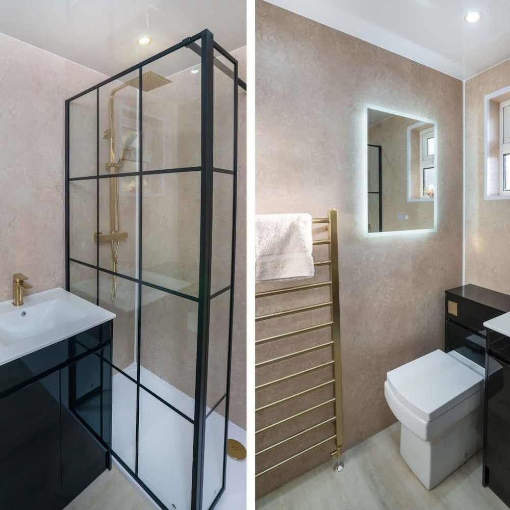 Comfy 3 Bed House - Free Parking