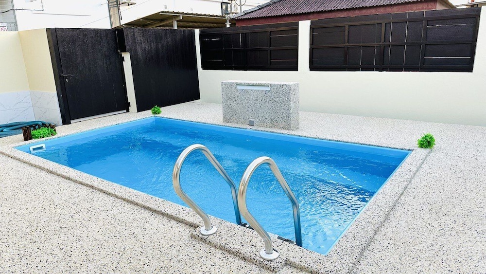 Adina Pool Villa Cenang Langkawi 3B4R photo 3