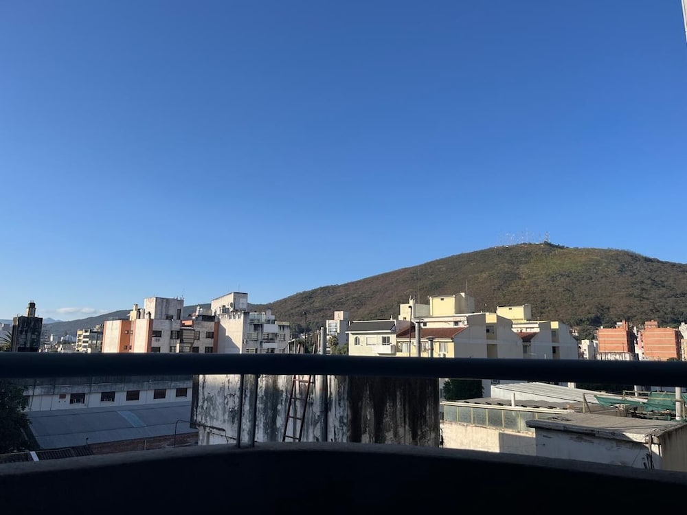 Mirando el cerro