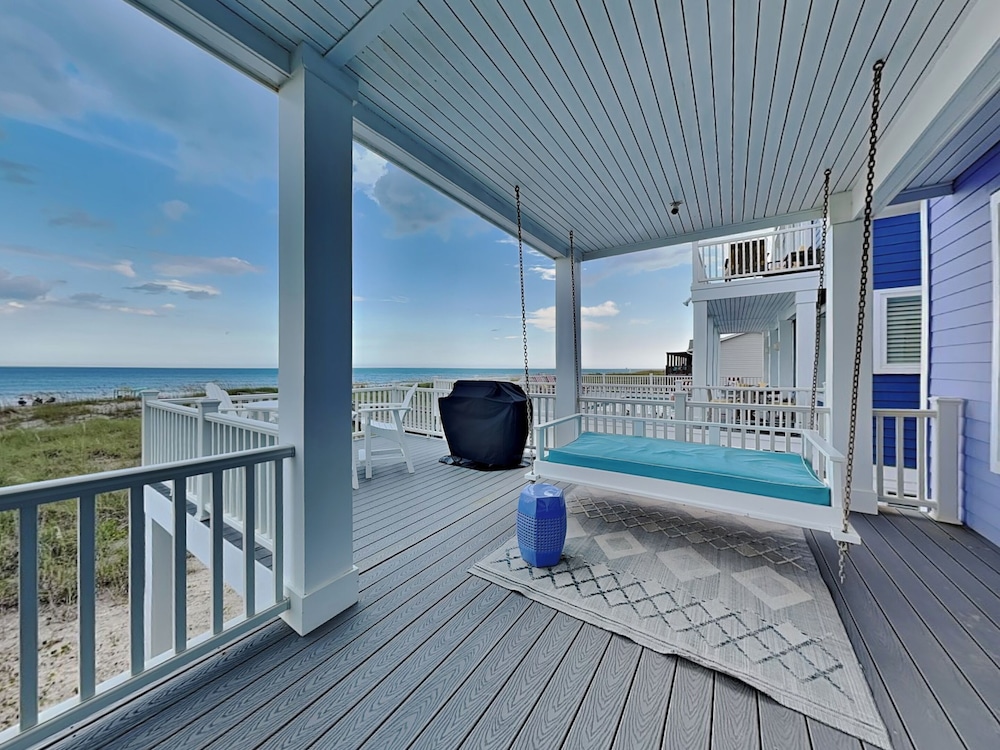 Southern Comfort by Carolina Retreats