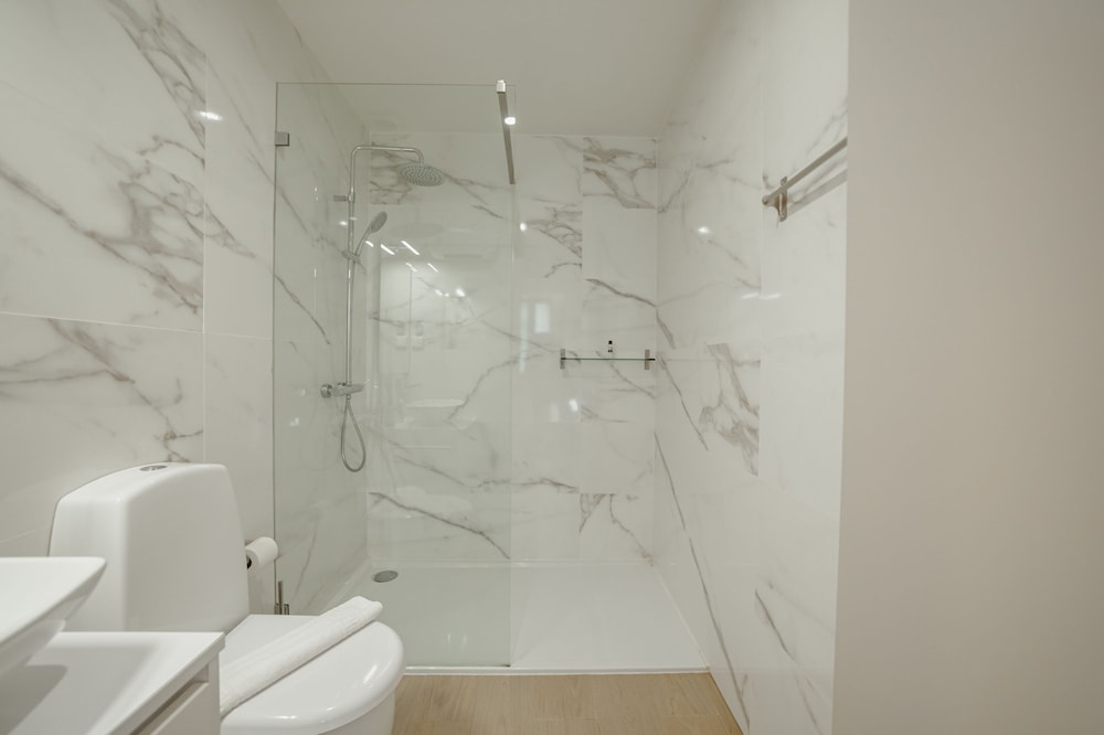 Carmo Residence Porto - SRA DO Carmo by Vacationy