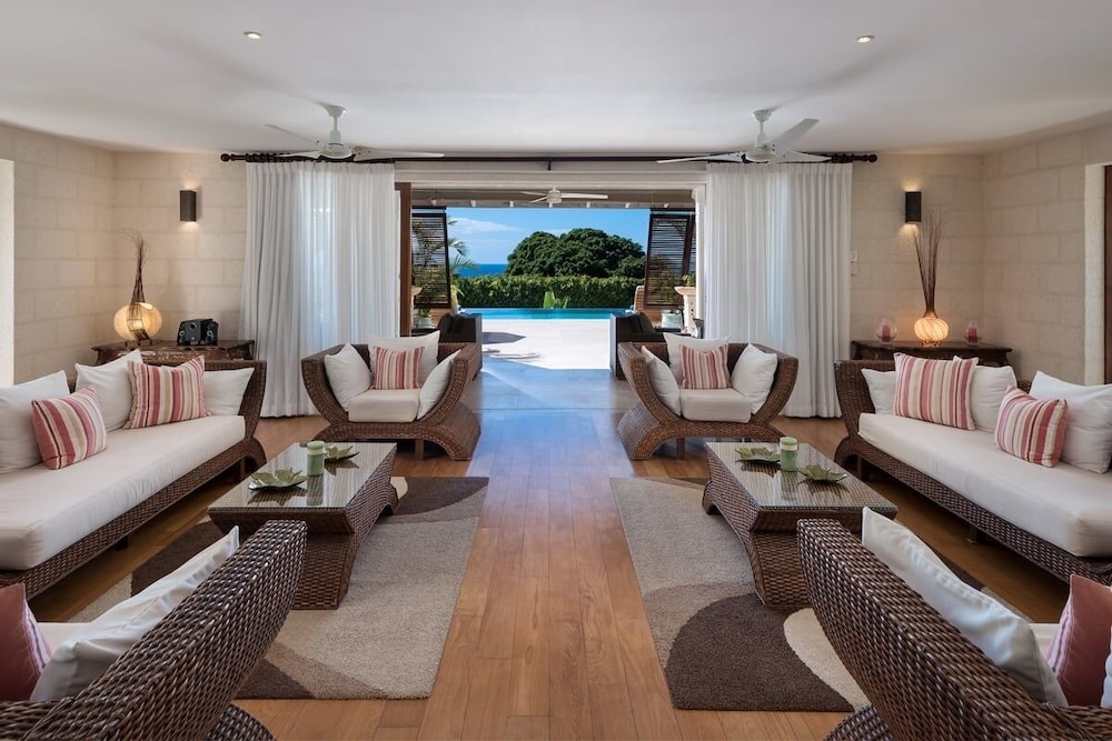 Tom Tom 4 Bedroom Villa