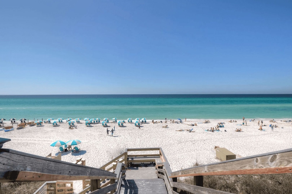 Totally Beachin by Avantstay Sleeps 18 Seacrest Beach
