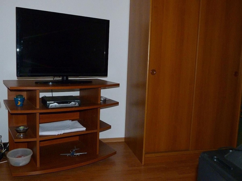 Simple apartment for 2 in Banjole view 3