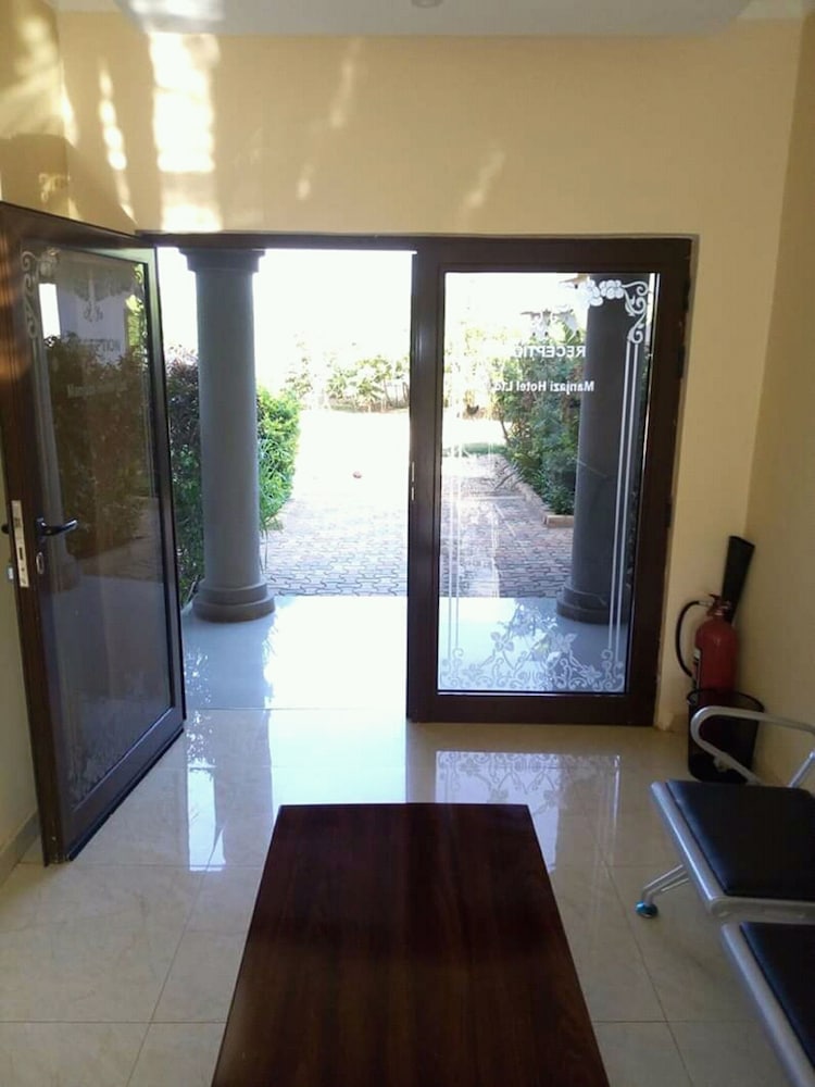 Manjazi Hotels view 2
