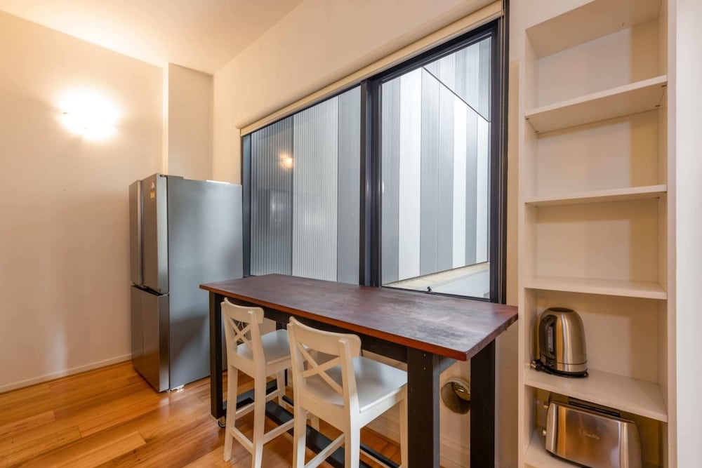 Central Boutique Studio in the Heart of Melbourne!