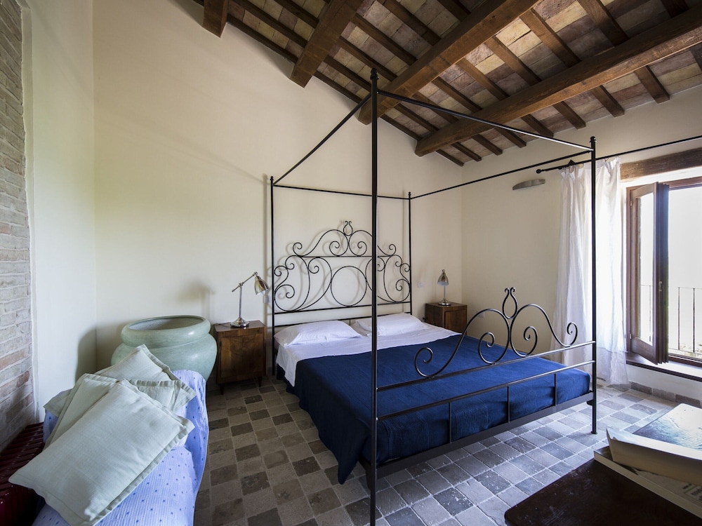 Enticing Apartment in Ascoli Piceno With Swimming Pool photo 5