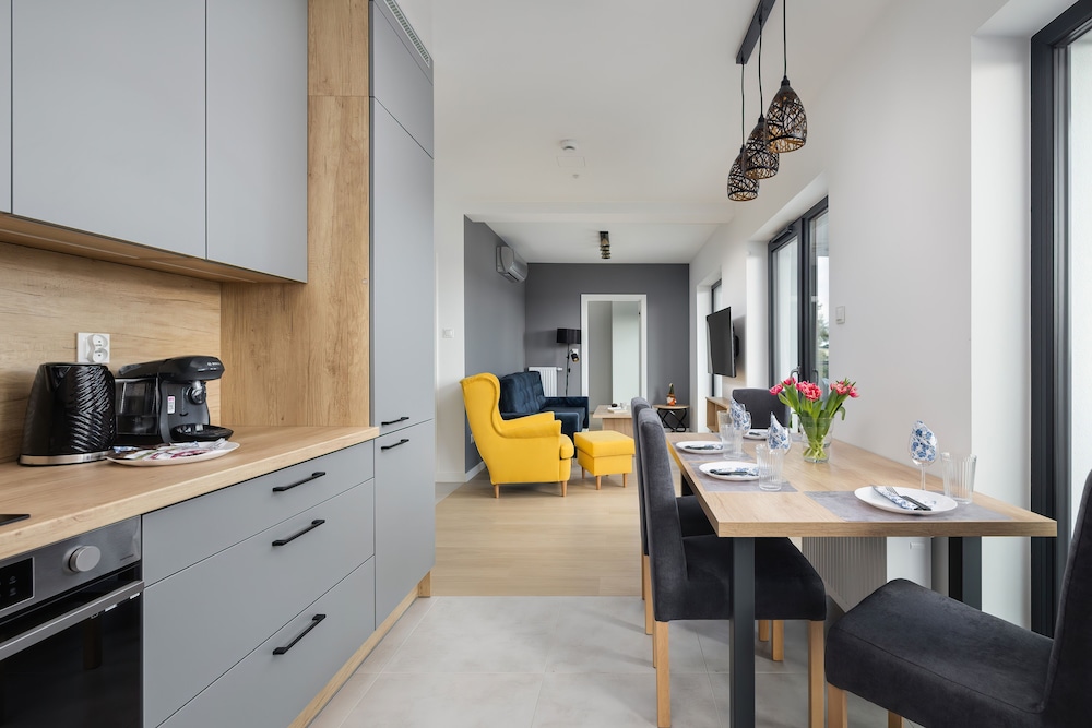 Seaside Apartment Ustronie by Renters view 3