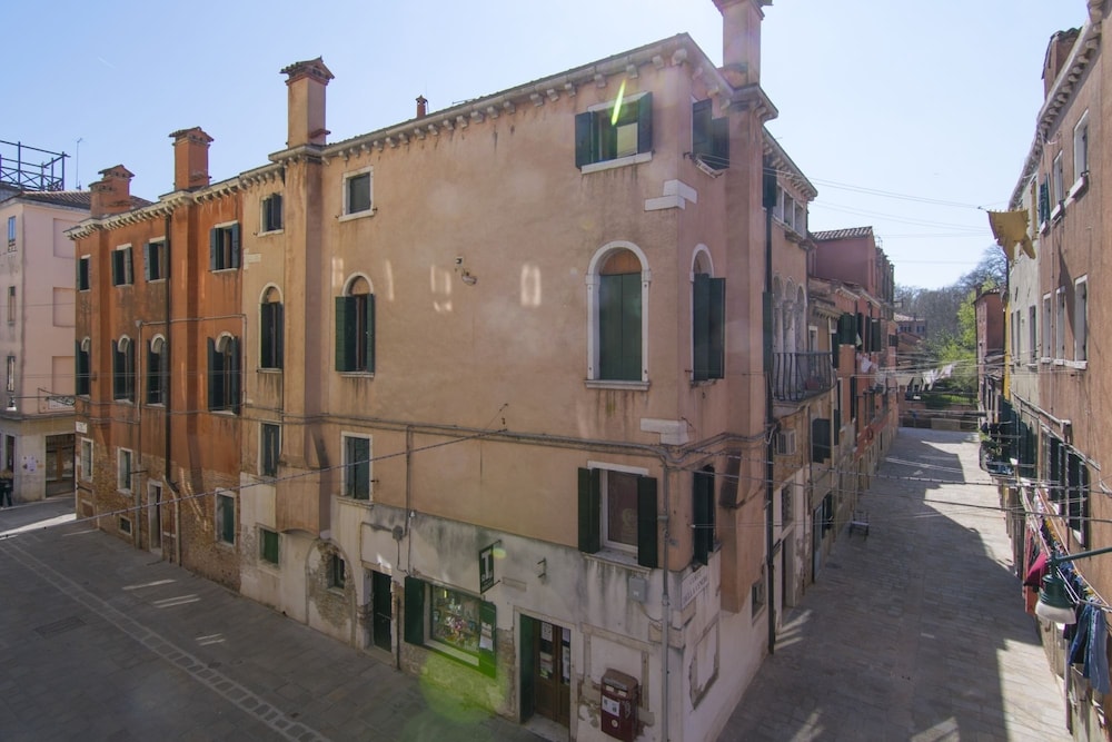 La Prima Ancora