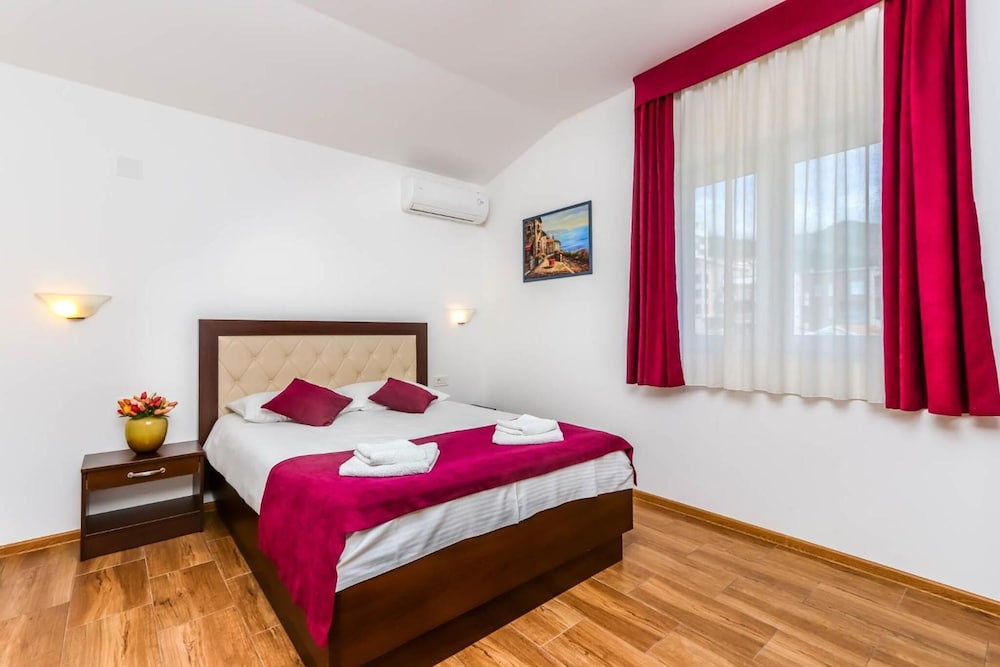 Apartments Aqua Breeze view 5