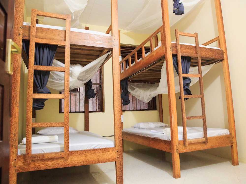 Ten to Ten Stone Town - Hostel
