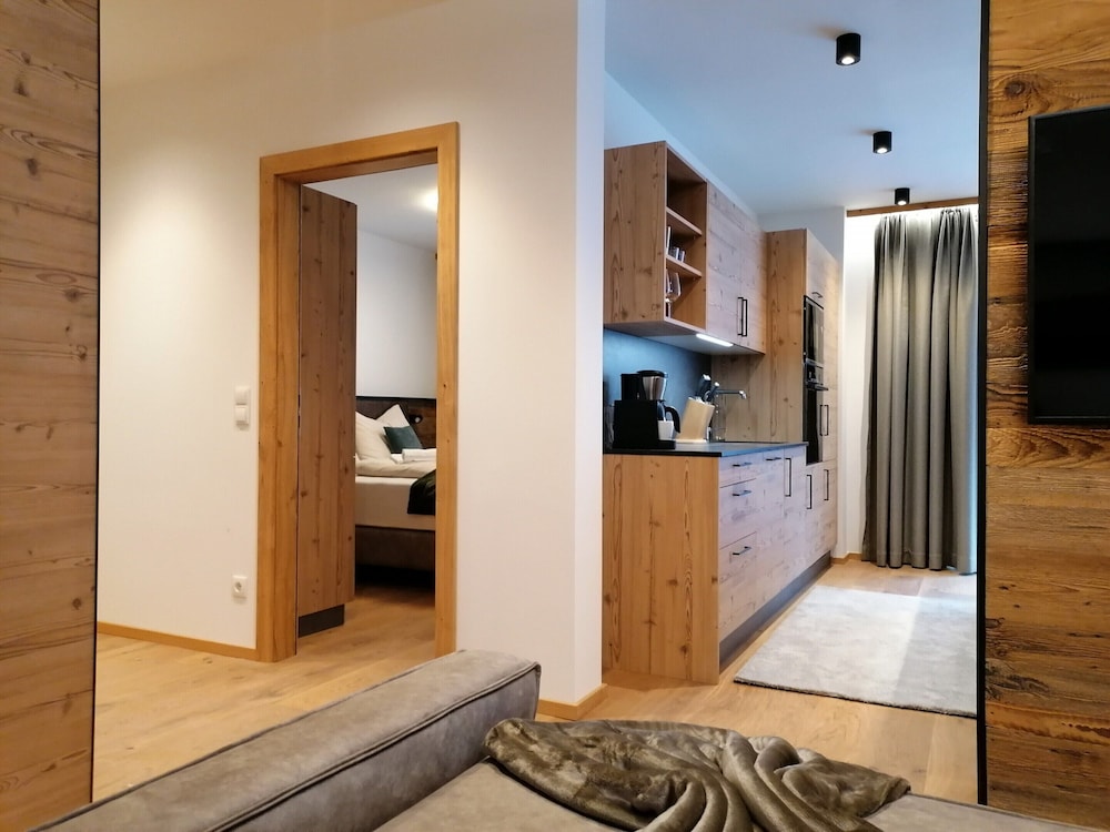 Lovely Apartment With Mountain Views