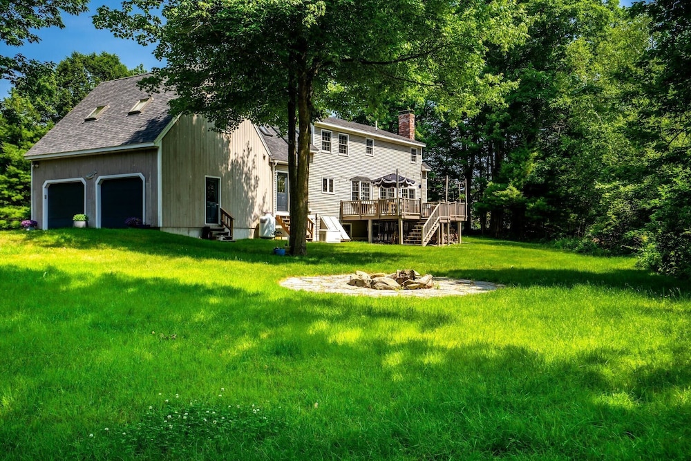 Maine Adventure 3BR Oasis Awaits!