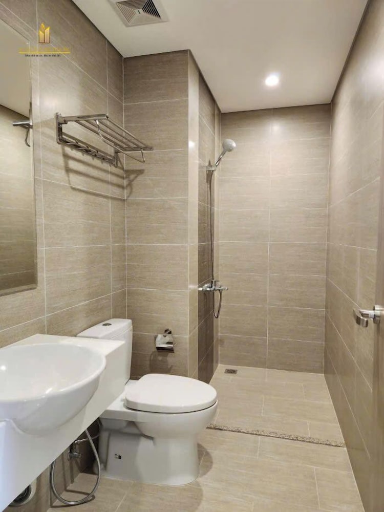 Lyshing Apartment in Vinhomes Grand Park