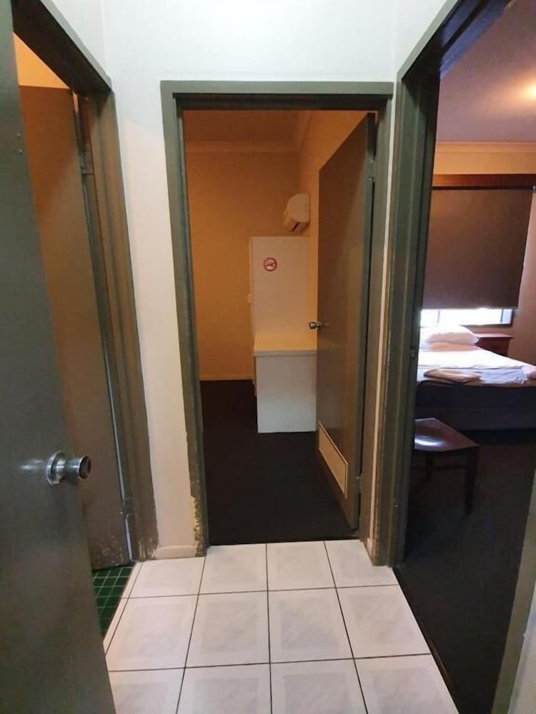 Hotel Allen