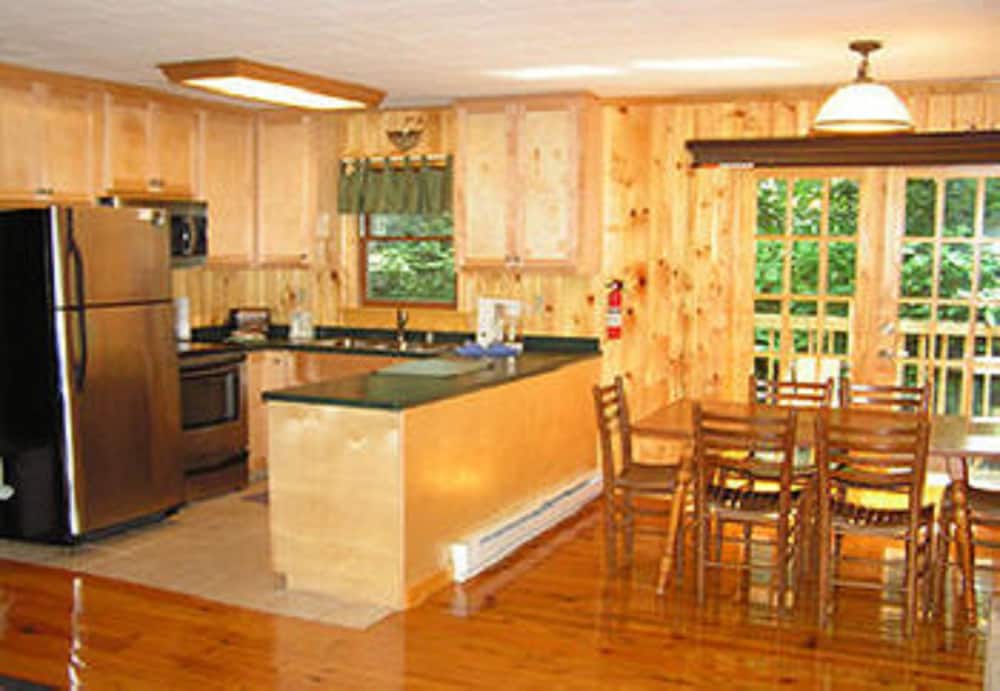 Cabins at Twinbrook Resort
