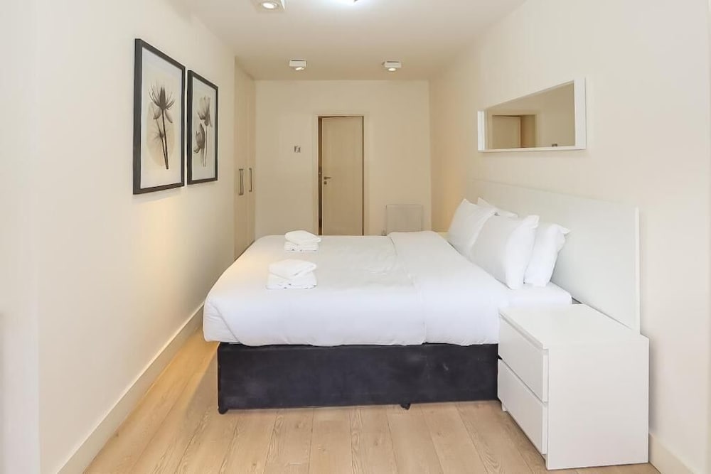 St. Stephen's Green Apartments