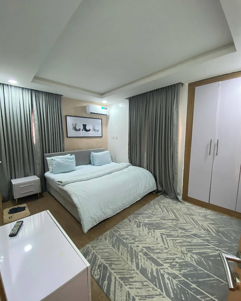 Baai Serviced Apartment
