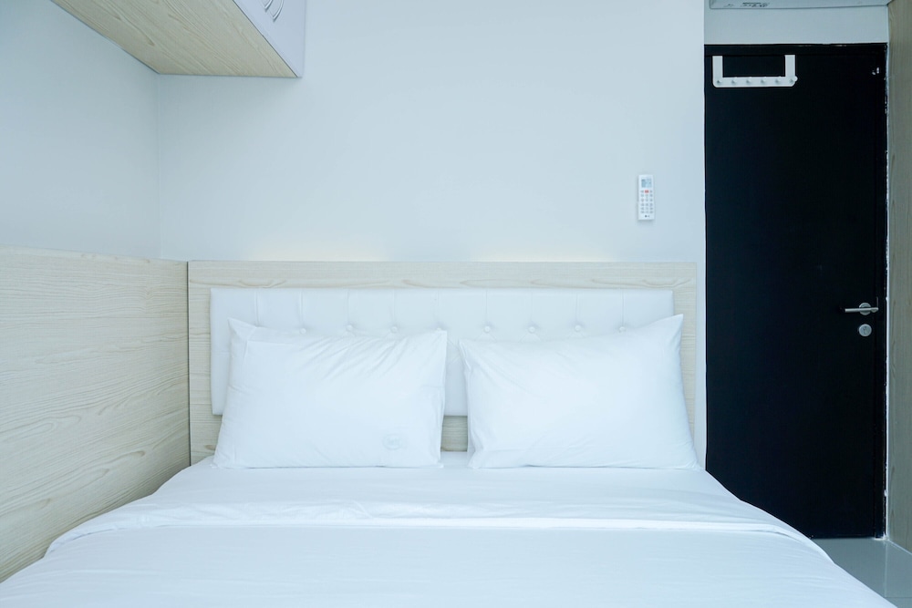 Cozy Minimalist 2BR with City View at Atlanta Apartment view 3