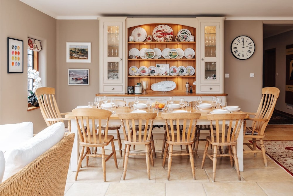 Summer Gaze House Sleeps 14 - From 1300 Per Night