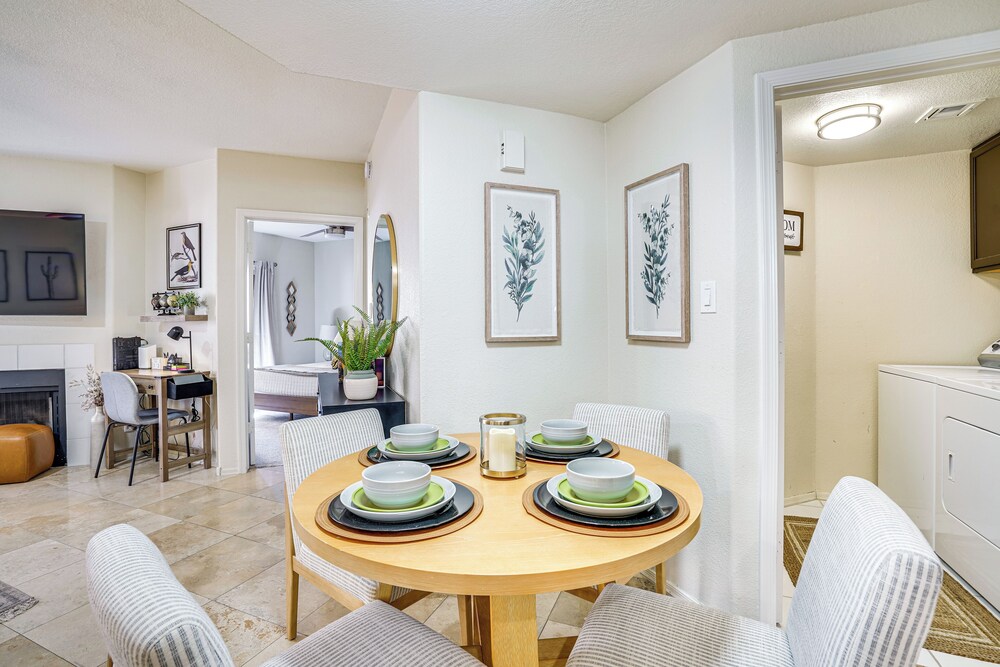 Family-friendly Condo w/ Pool Access in Phoenix!
