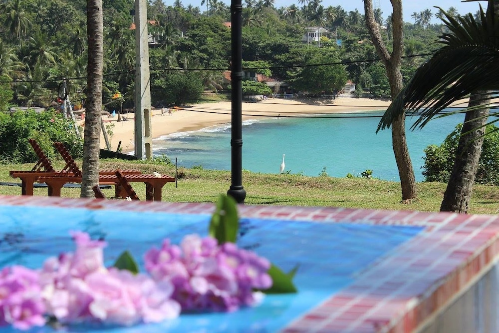 Nuga Eden Tangalle