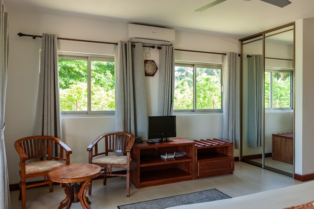 Le Tropique Villa - Adults Only