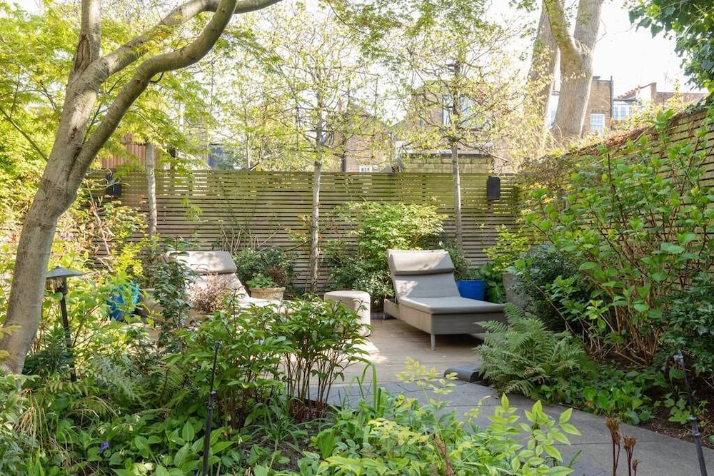 Albert Street V by Onefinestay