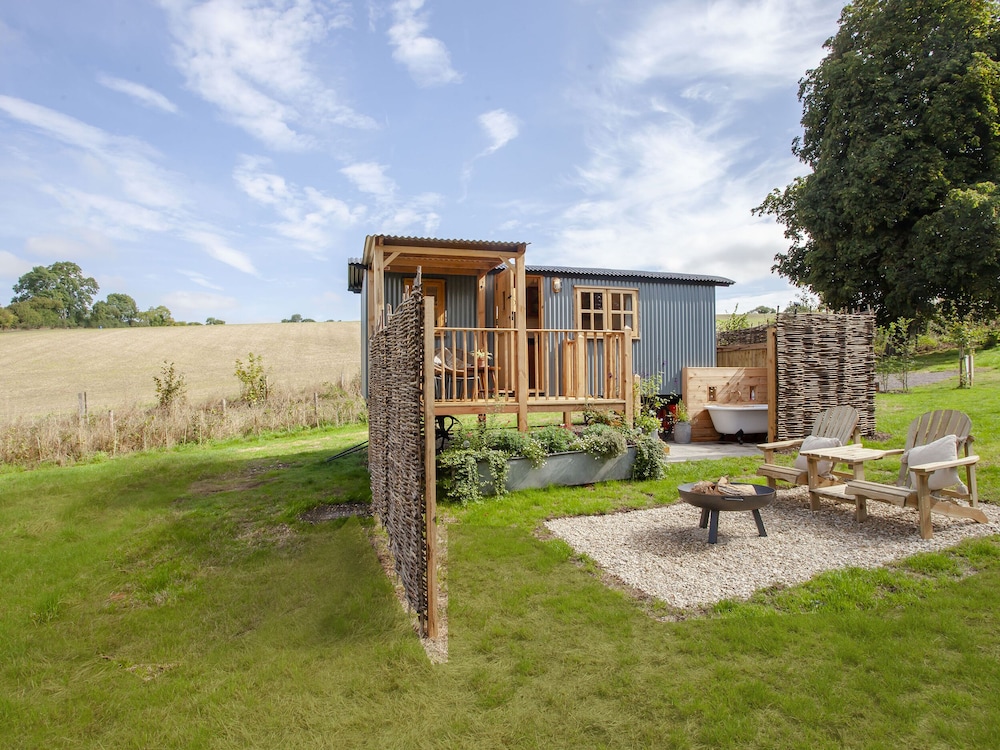 Spindleberry Hut