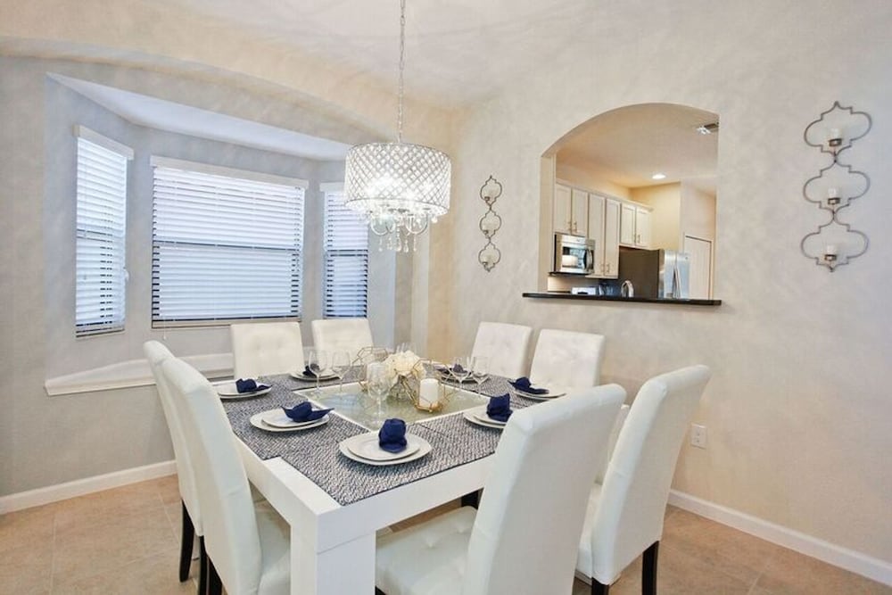 Veranda Palms 2650 - Image 1