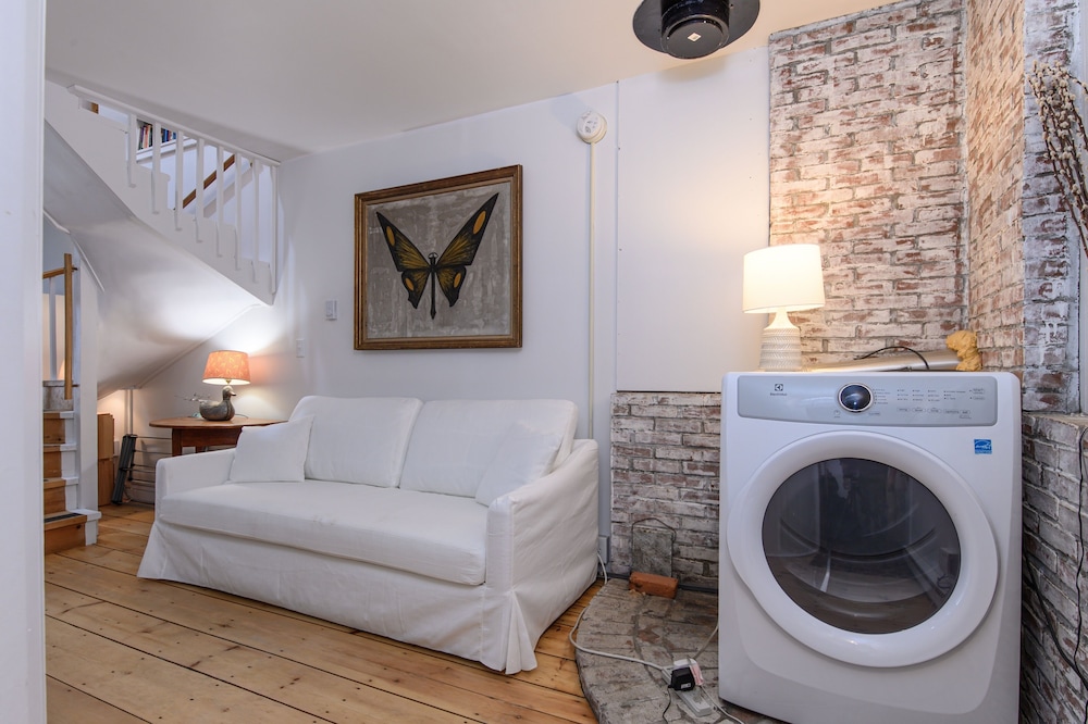 6 Village Edge 2 Bedroom Condo