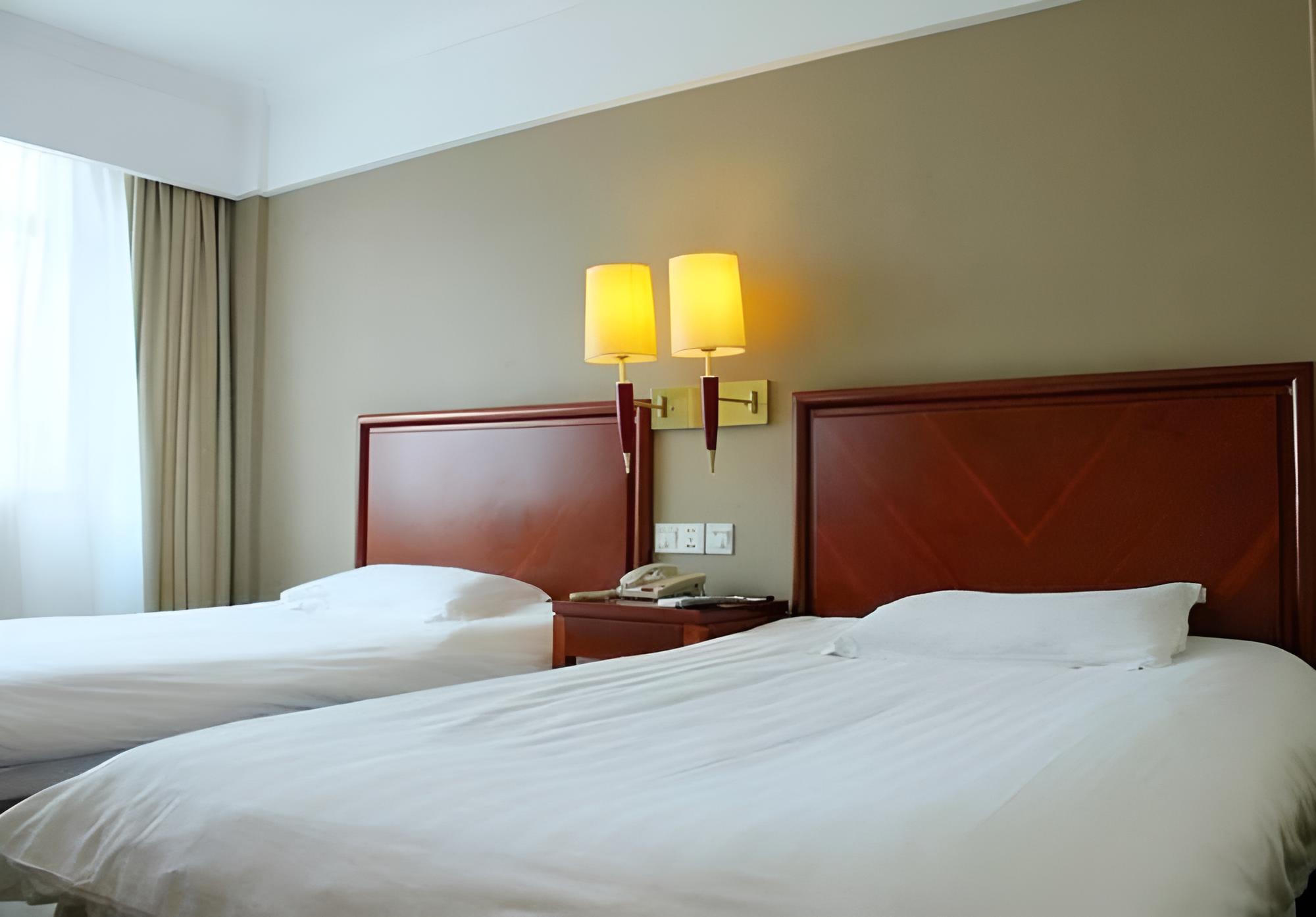 GEM Hotel Wuning Road Zhenping Road Metro Station