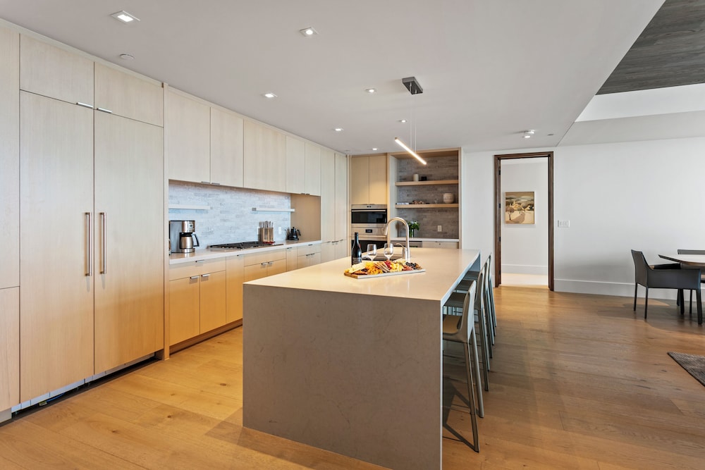 Argent at Deer Valley Resort - Three Bedroom Deluxe #203 3 Condo