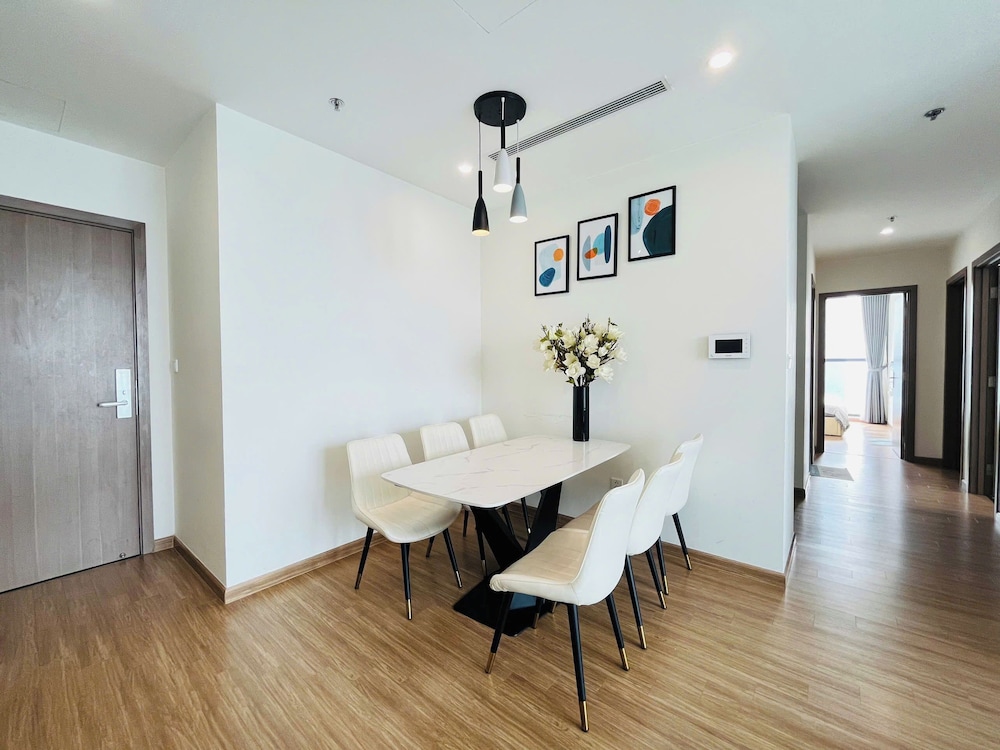 Sunny - Vinhomes Skylake Residences