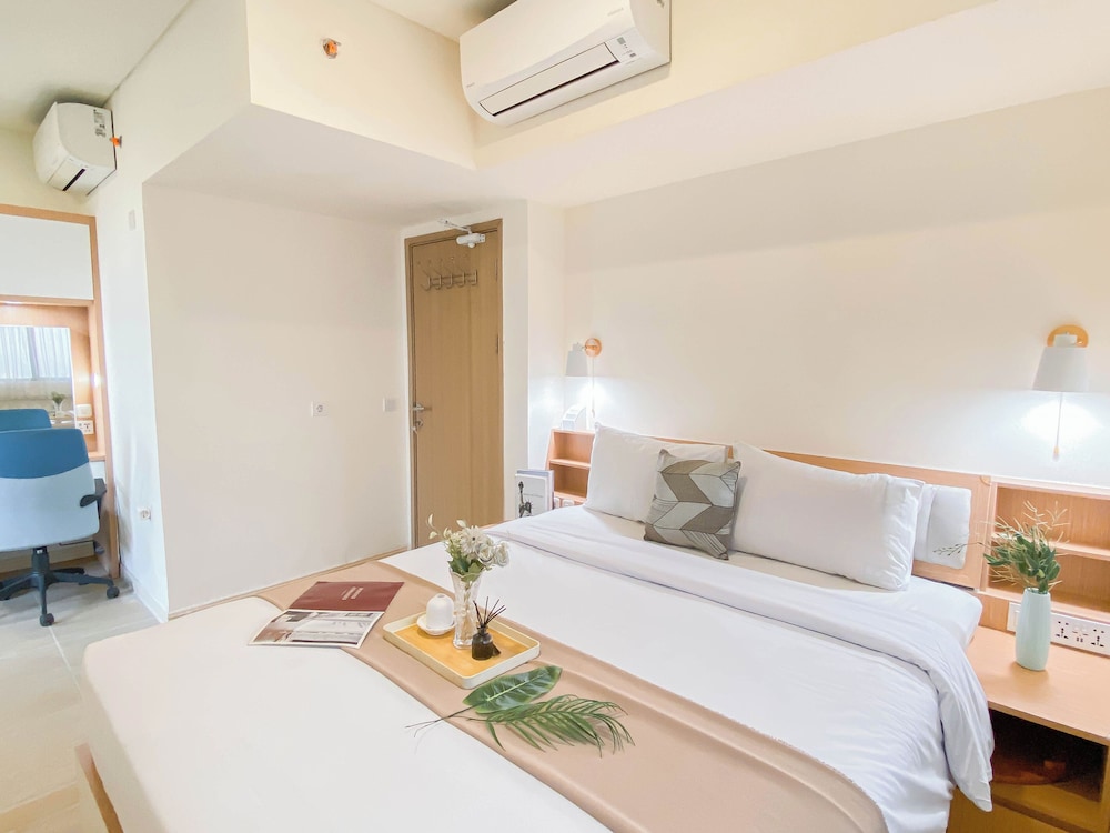 Spacious and Comfy Designed 2BR at Meikarta Apartment