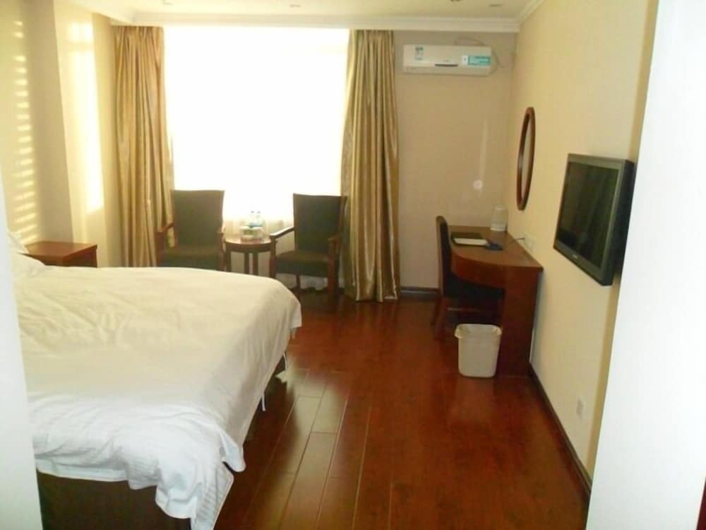 GreenTree Inn Tianjin Wuqing Jingbin Industrial Park Chengwang Road Express Hotel
