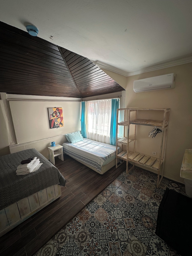Kekik Alaçatı Otel