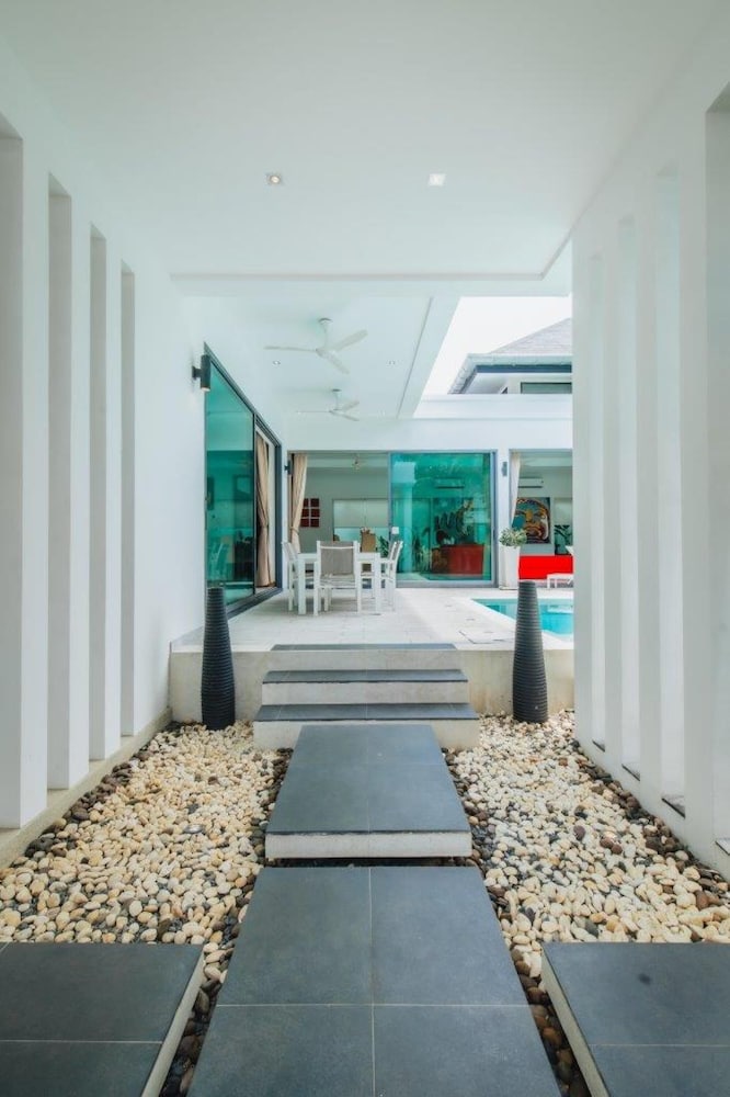 Balcony & Terrace