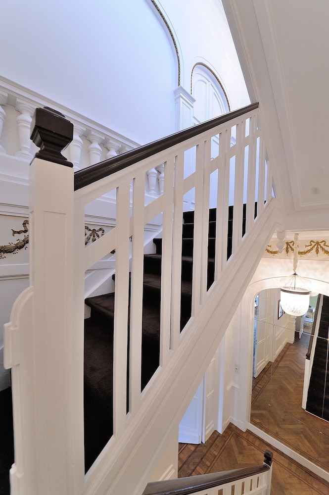JVR108 Luxury Guesthouse