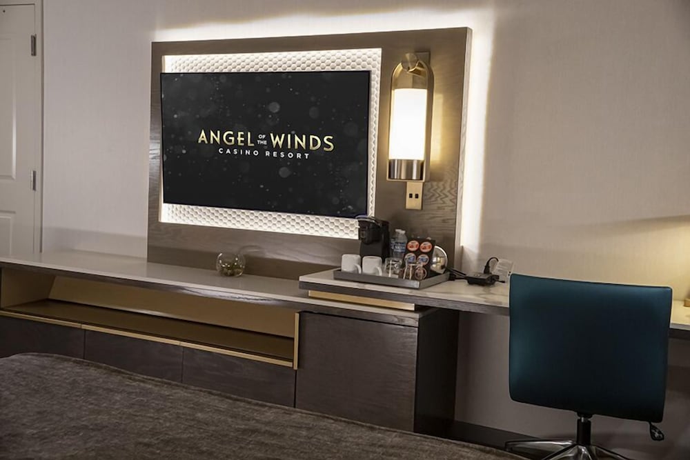 Angel Of The Winds Casino Resort