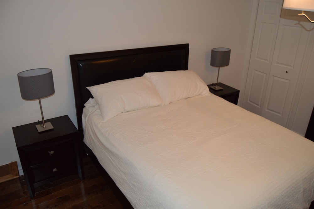 The Rock apartment - mtlFlats - Image 2