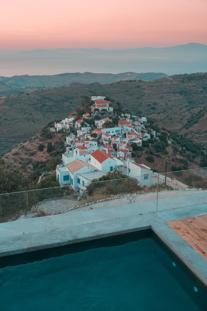 Kea Village Suites & Villas