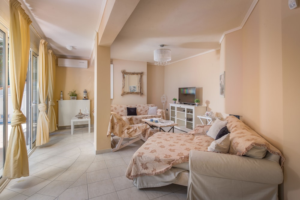 Villas F & B Summer Collection - Aegean Residence